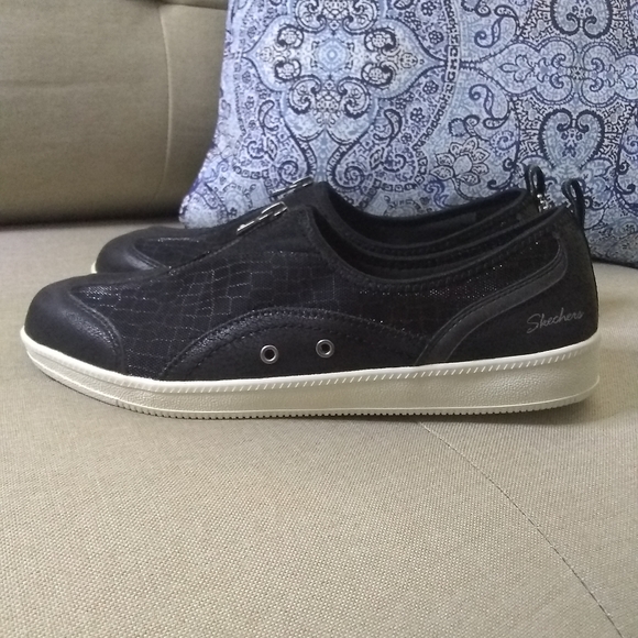 Skechers Madison AVE-City MUZE shoes black NWOT - Picture 12 of 12